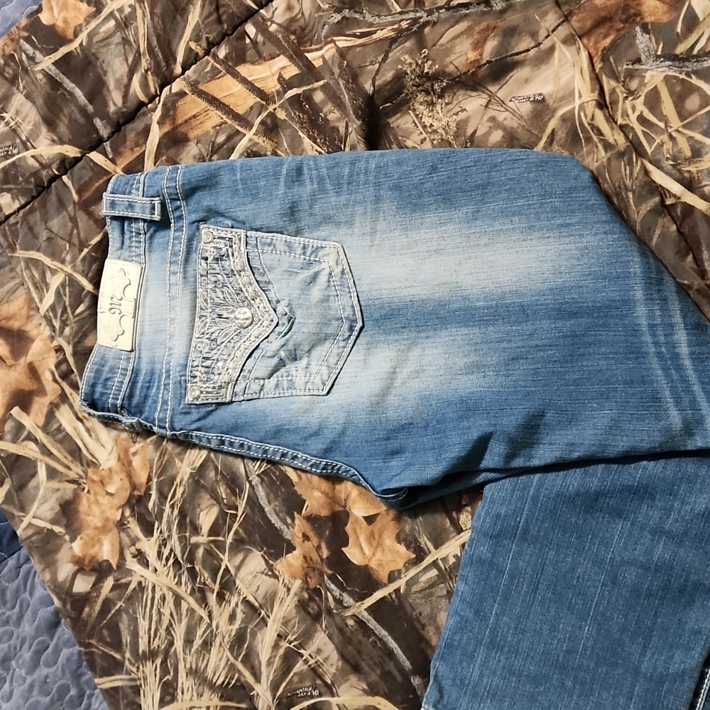 Miss Me Capris